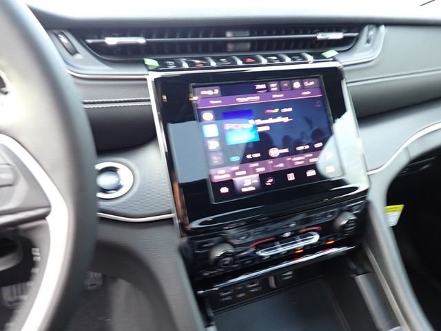 2025 Jeep Grand Cherokee Altitude - Photo 18