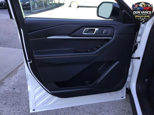 New 2026 Star White Metallic Tri-Coat Ford Tremor® image 10