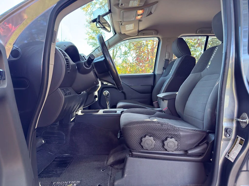 Used 2018 Gray Nissan PRO-4X image 2