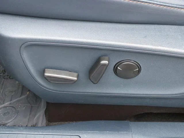 Used 2024 Red Ford Lariat image 12