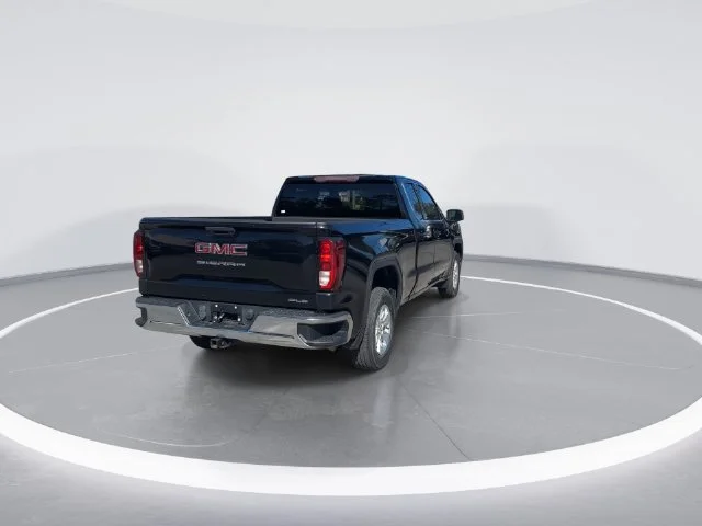Used 2019 Black GMC SLE image 6
