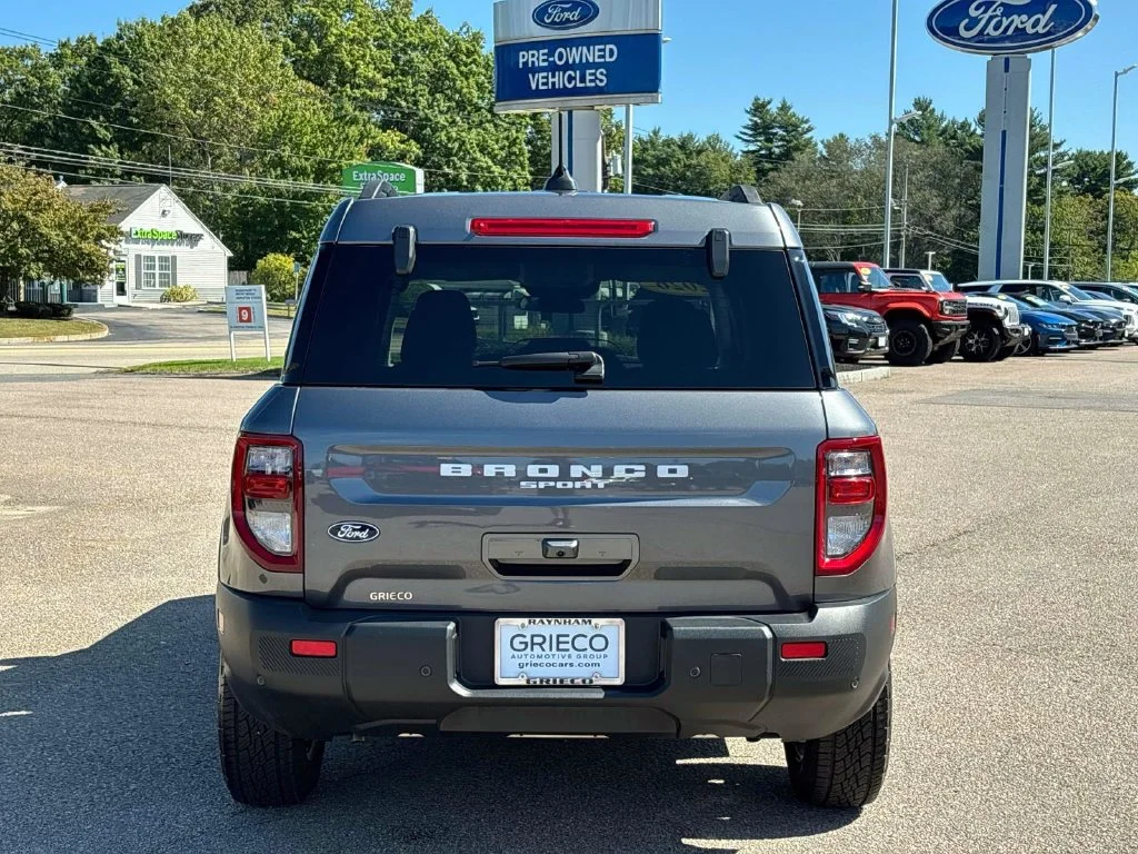Used 2026 Gray Metallic Ford Big Bend image 4