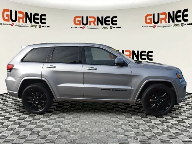 Used 2019 Jeep Grand Cherokee Altitude with VIN 1C4RJFAG7KC578164 for sale in Gurnee, IL