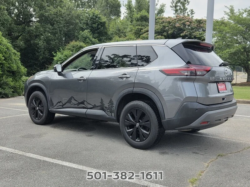 Used 2021 Gun Metallic NISSAN FWD SV image 3