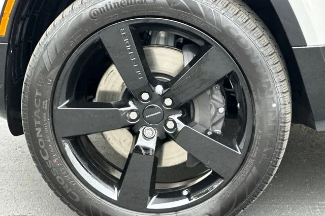 New 2026 Borasco Grey Land Rover X-Dynamic SE image 24
