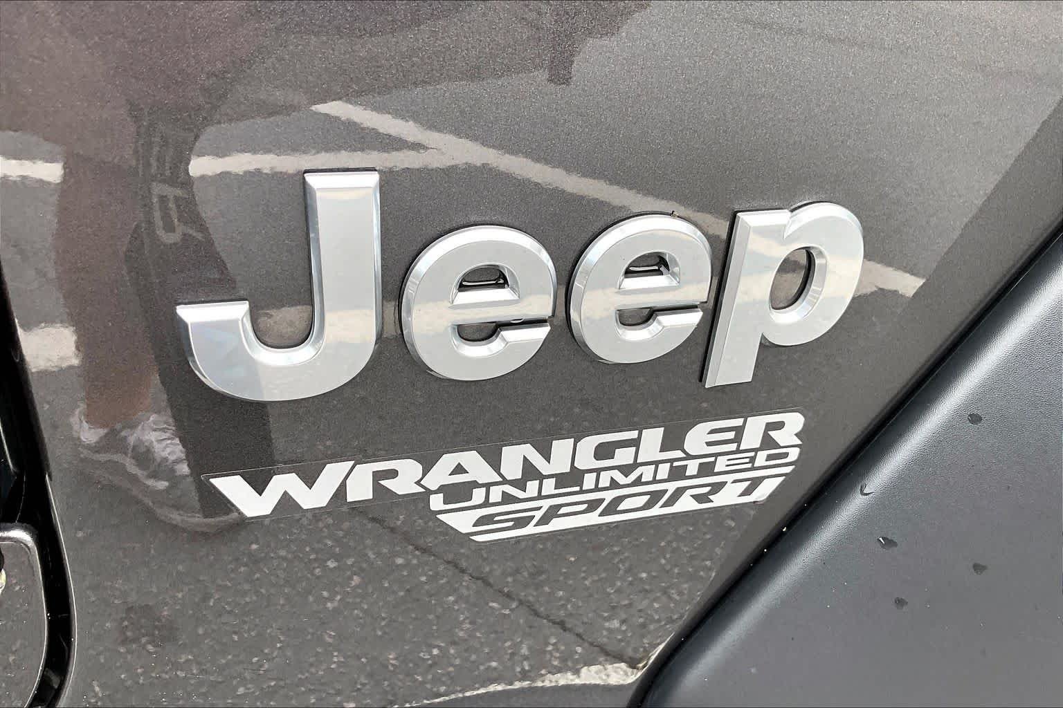 Used 2021 Granite Crystal Metallic Clearcoat Jeep Unlimited Sport S image 29
