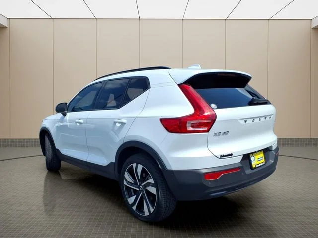 Used 2023 White Volvo Ultimate image 13