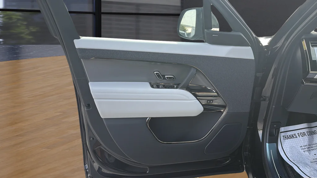 New 2026 Black Land Rover SE image 22