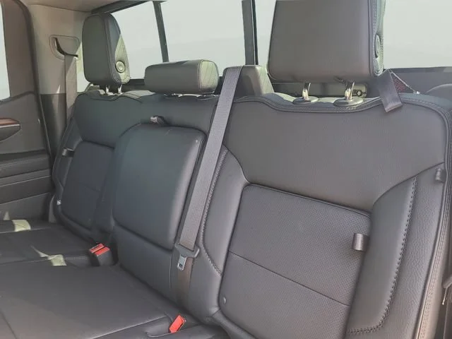 Used 2023 Onyx Black GMC Denali image 5