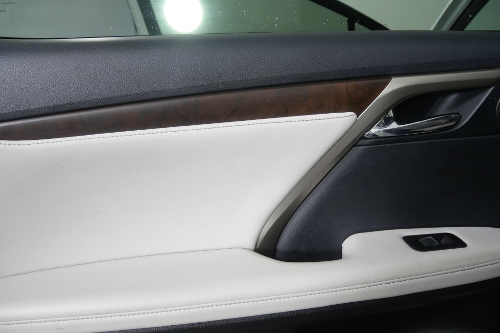 Used 2022 White Pearl Lexus 350 image 14