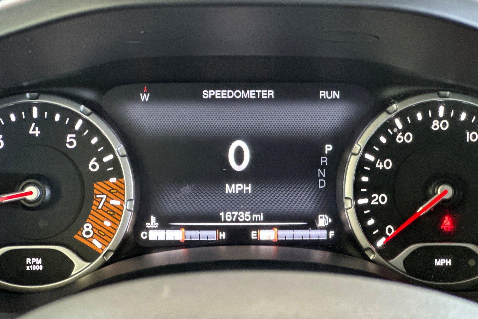 Used 2023 Black Clearcoat Jeep Altitude image 27