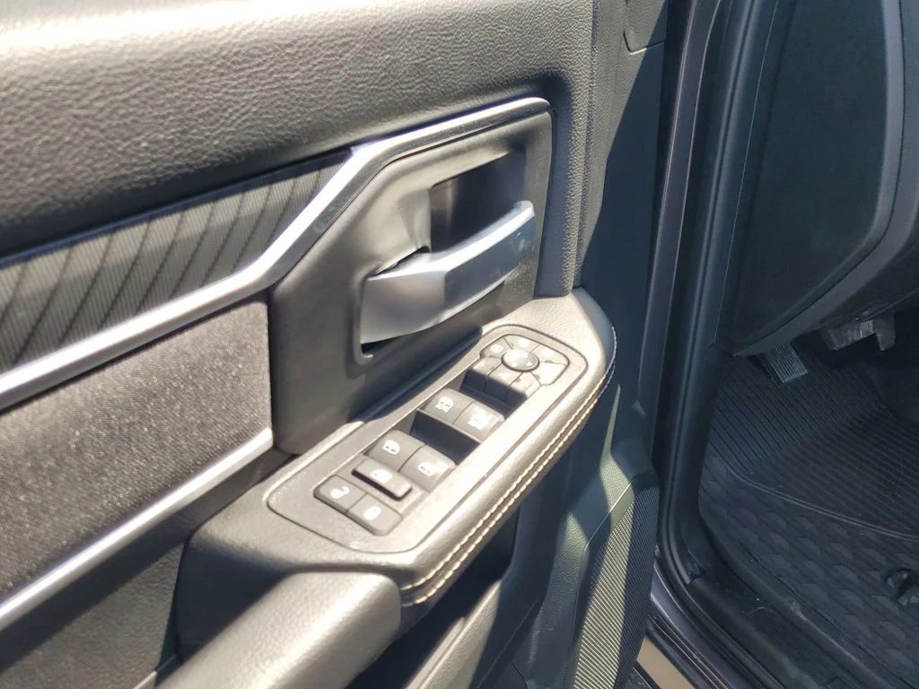 2026 RAM 2500 Big Horn - Photo 7