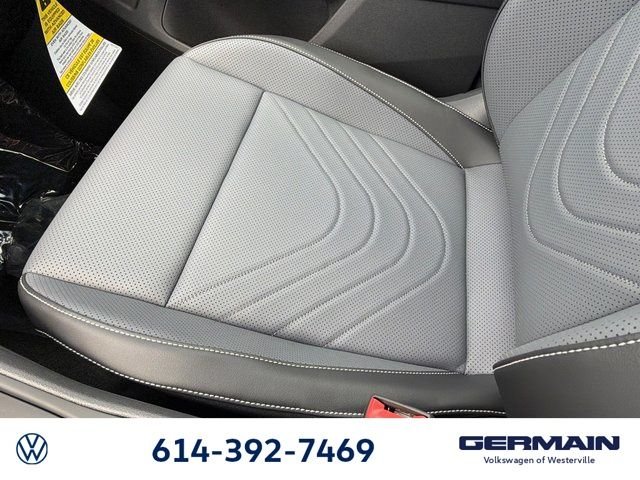 New 2026 Opal White w/Deep Black Roof Volkswagen 2.0T SE R-Line Black image 27
