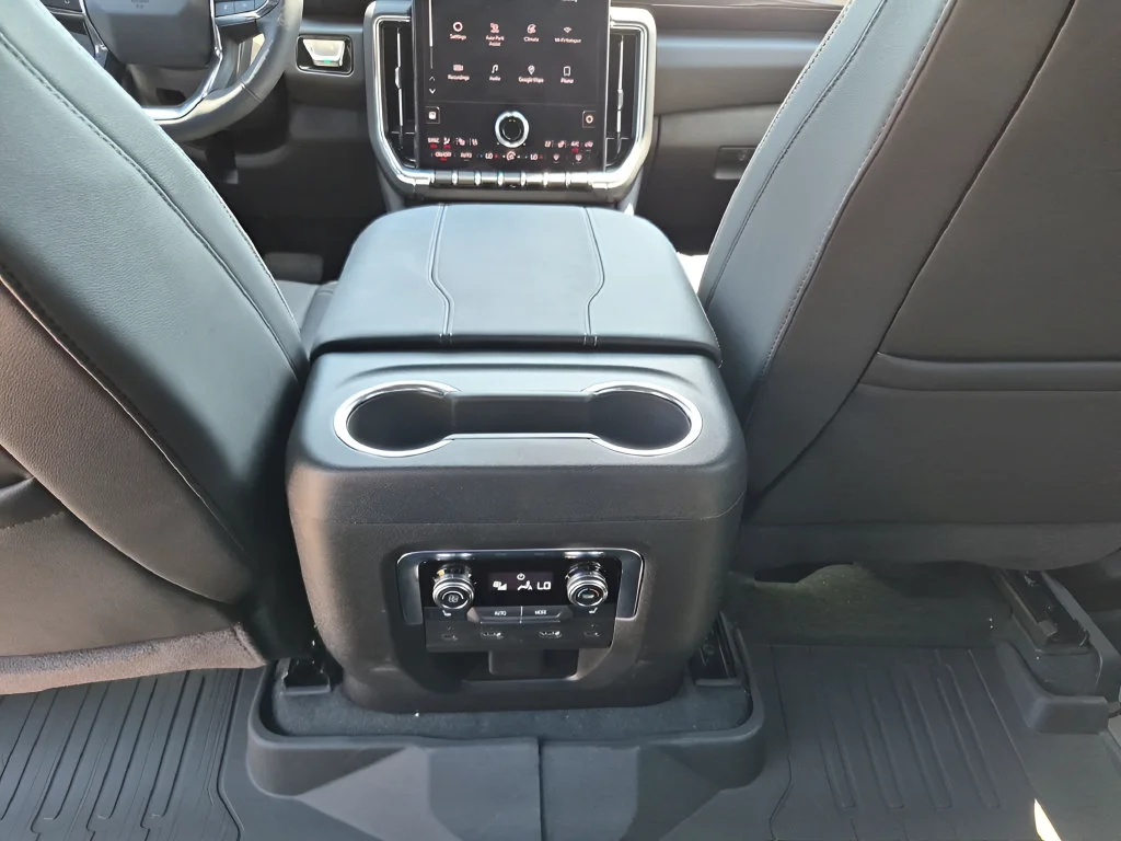 New 2026 GMC Yukon XL Elevation, photo 35