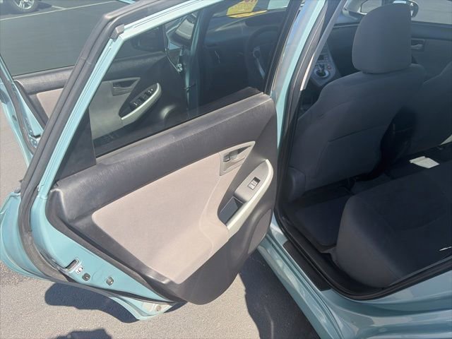 Used 2012 Blue Toyota One image 15