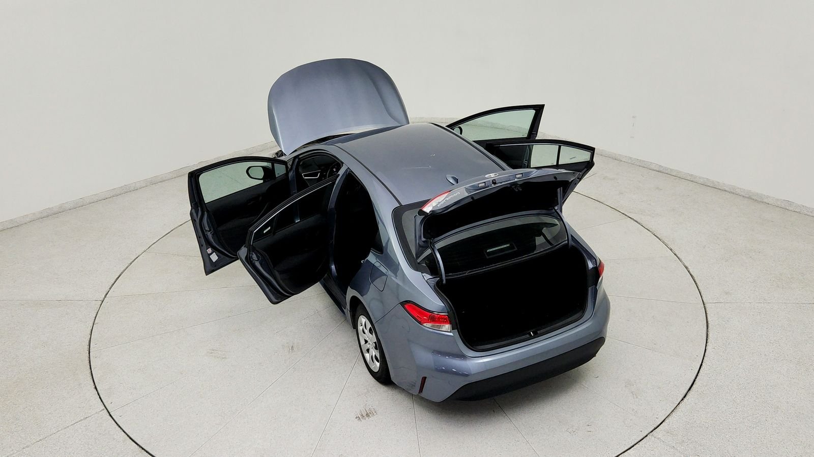 Used 2024  Toyota LE image 23