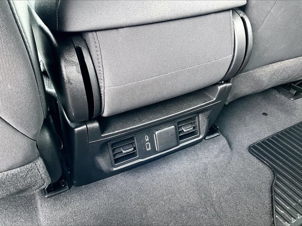 Used 2022 Red Chevrolet LT image 28