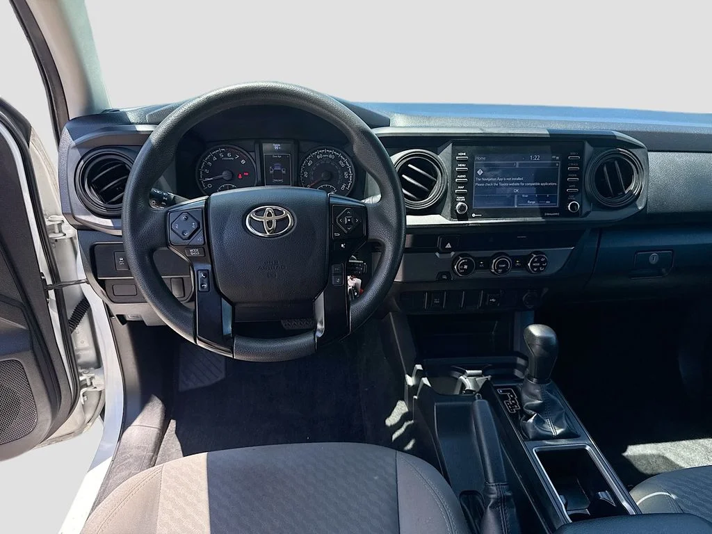Used 2022 White Toyota SR image 21