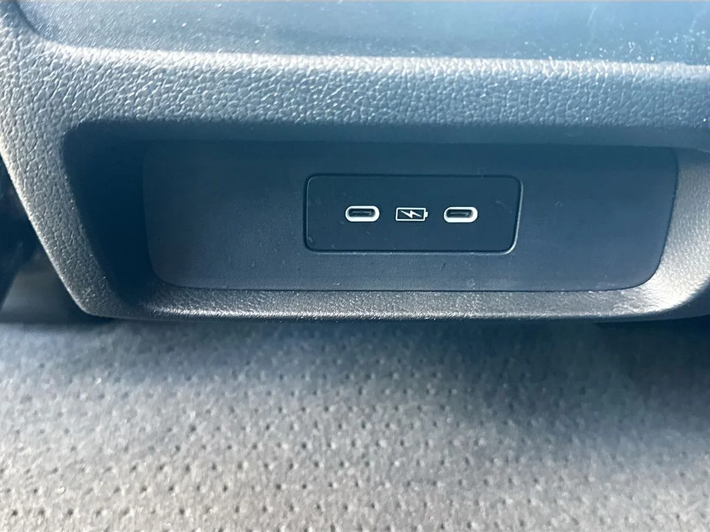 Used 2025  Honda EX-L image 28