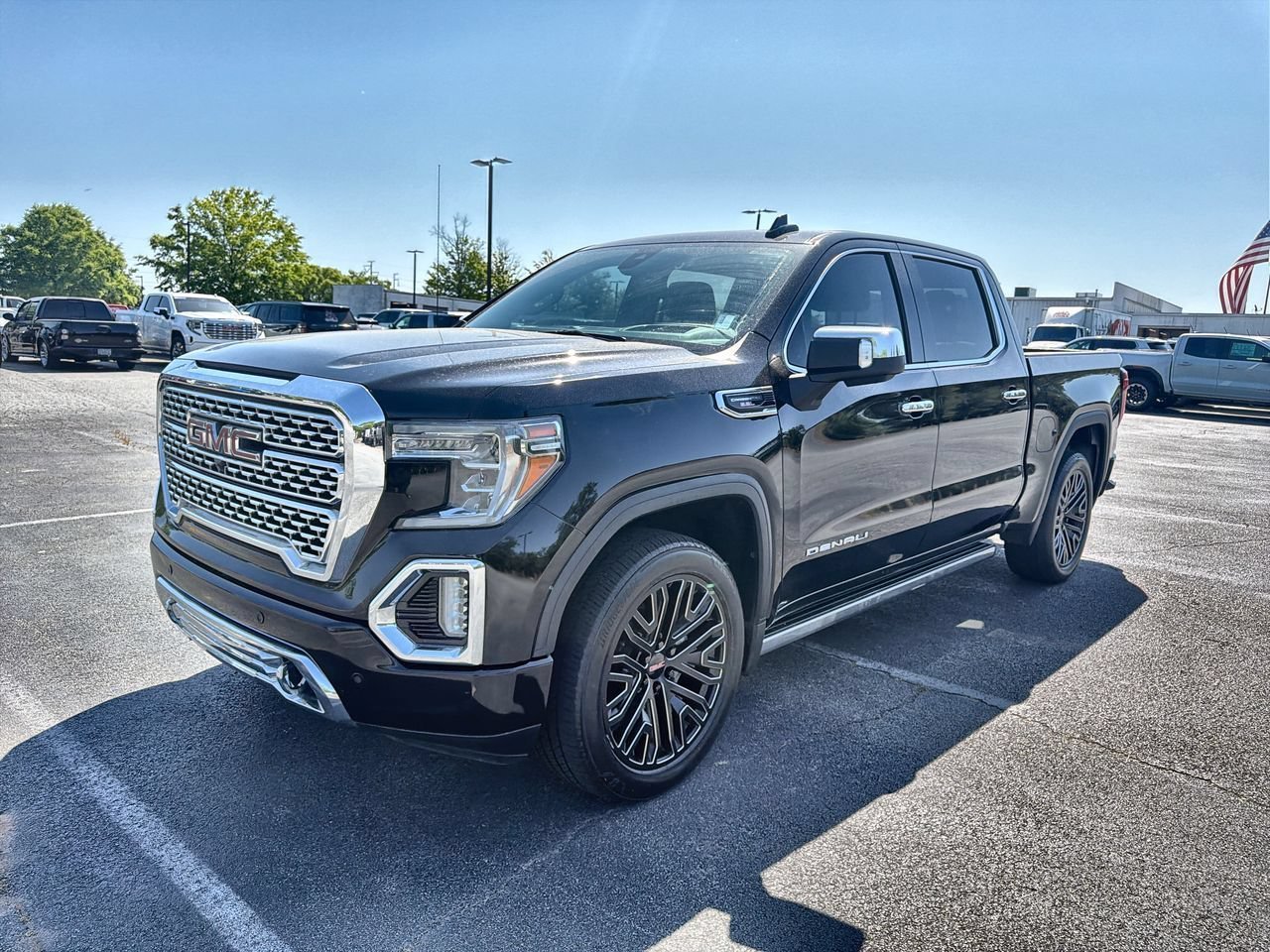 Used 2019 ONYX BLACK GMC Denali image 4