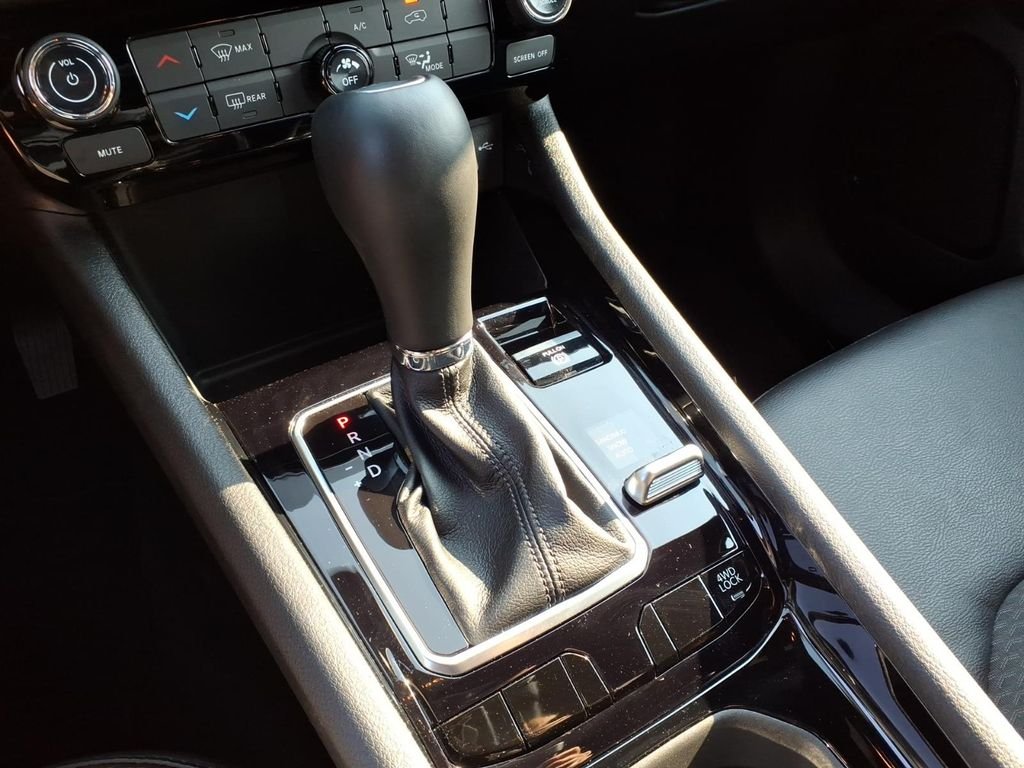 New 2026 Joose (DISC) Jeep Latitude image 15