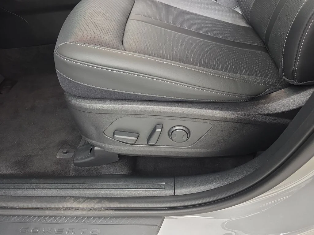 Used 2026 Gray Kia EX image 19