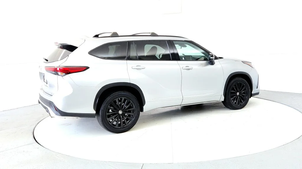Used 2023 Silver Toyota XSE image 6