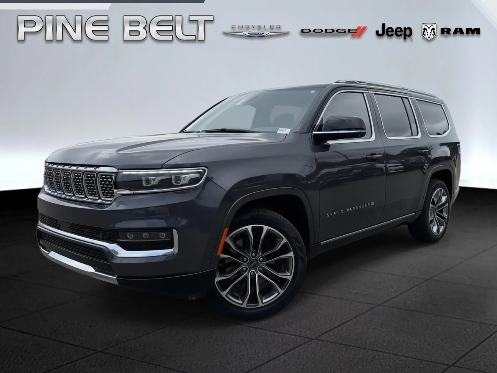 2023 Jeep Grand Wagoneer Series III 4WD's photo