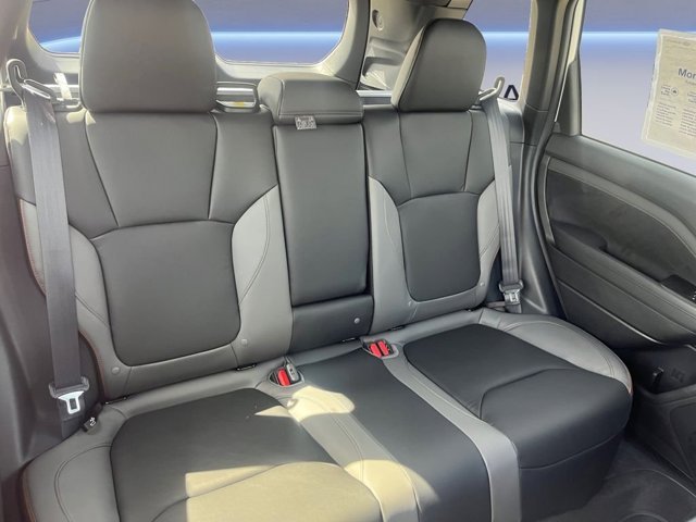 New 2026 CRYSTAL WHITE PEARL Subaru Sport Onyx Edition image 18