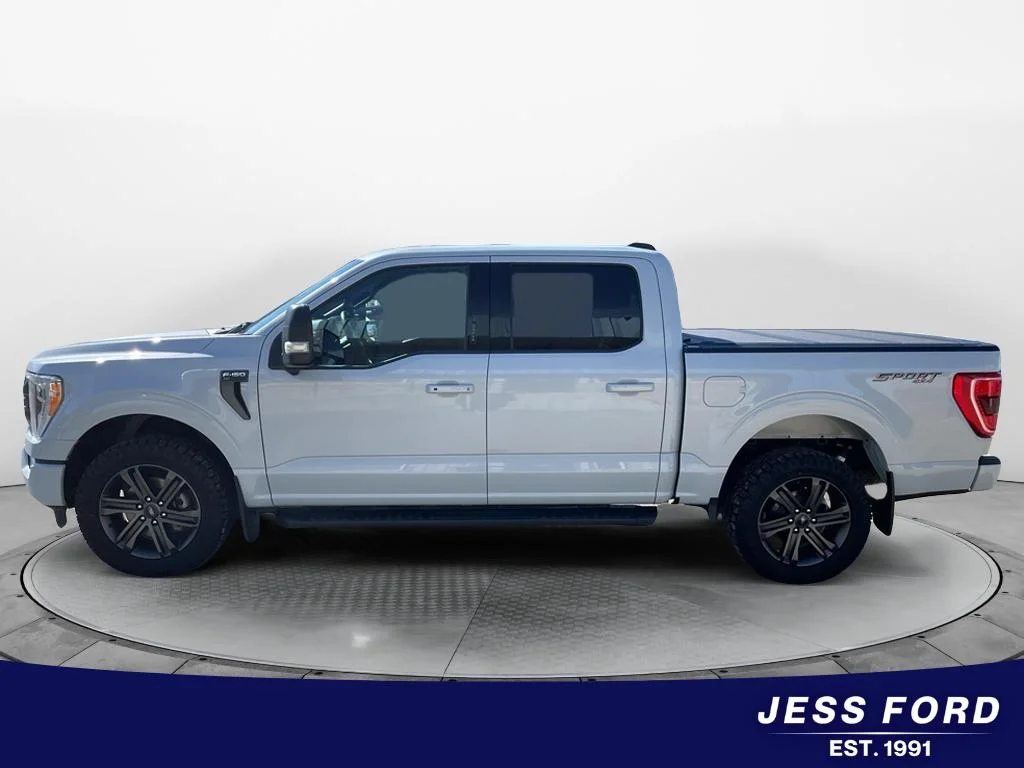 Certified Used 2022 Space White Metallic Ford XLT image 3