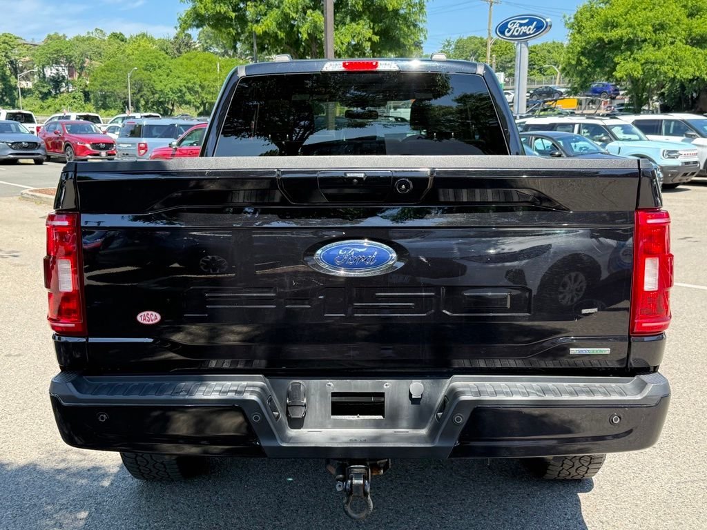 Used 2023 Black Ford XLT image 9