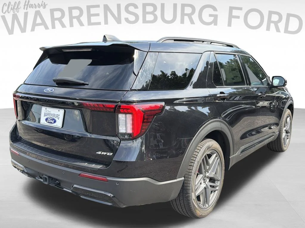 2026 Ford Explorer ST-Line - Photo 7