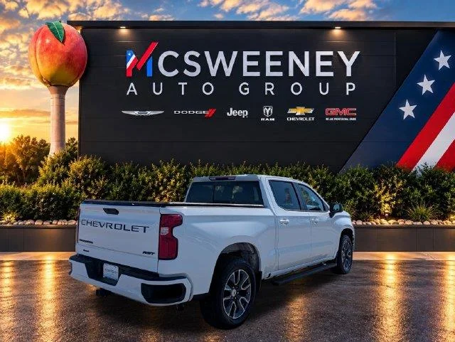 Used 2021 SUMMIT WHITE Chevrolet RST image 5