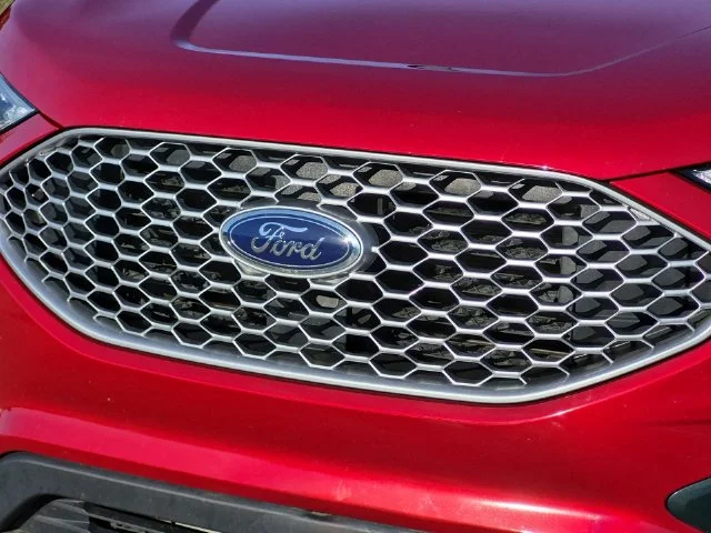 Used 2024 Red Ford SEL image 36