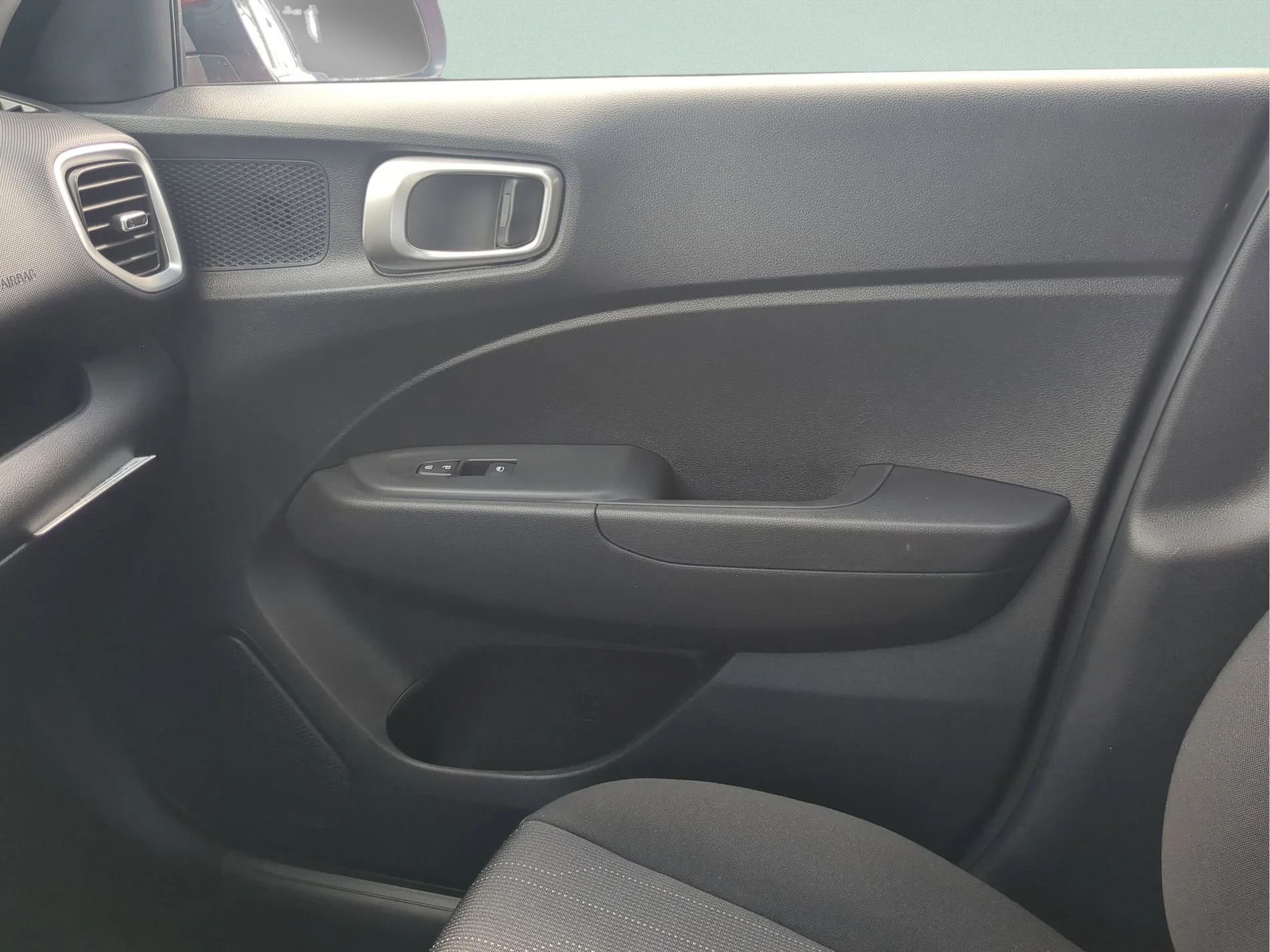 Used 2026 Ultimate Red Hyundai SE image 24
