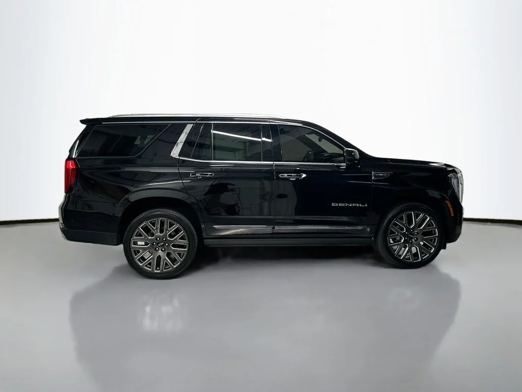 Used 2026 Onyx Black GMC Denali Ultimate image 8