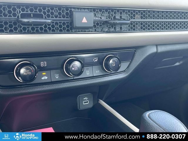 Certified Used 2023 Lunar Silver Metallic Honda LX image 27