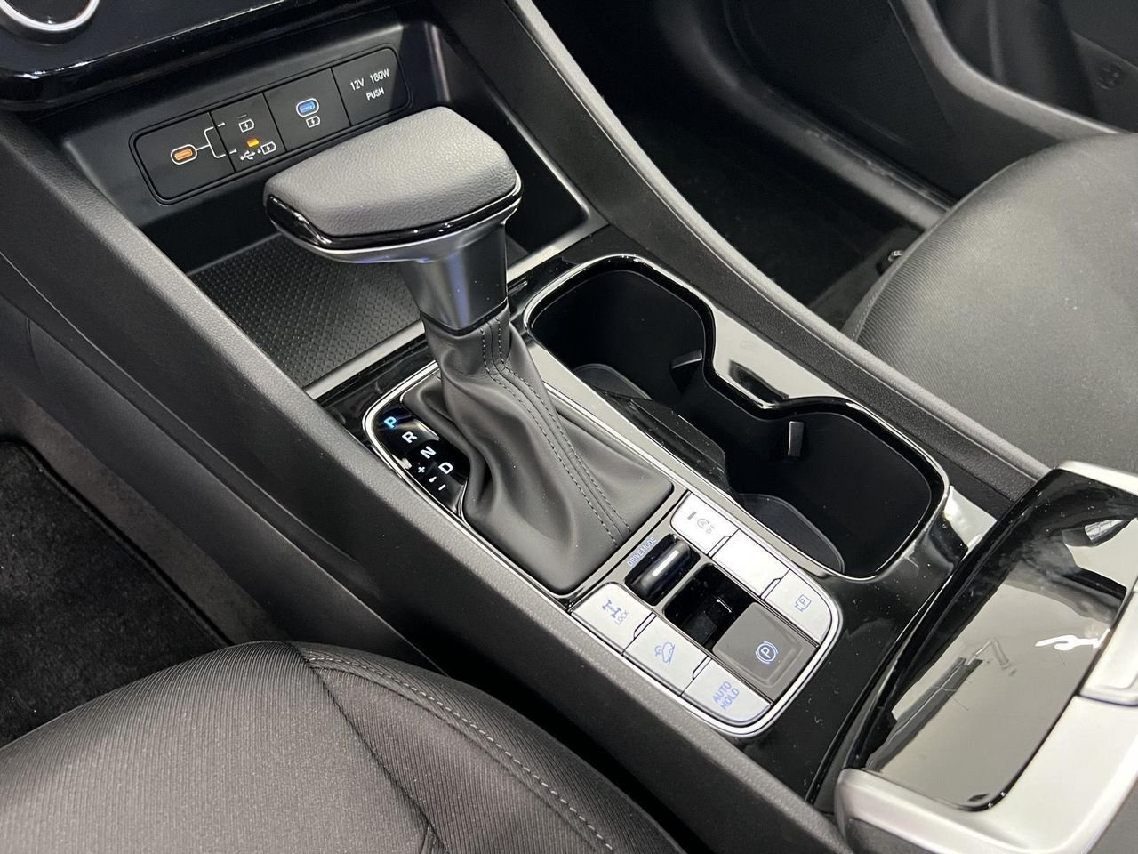 New 2026 Phantom Black Hyundai SEL AWD image 19