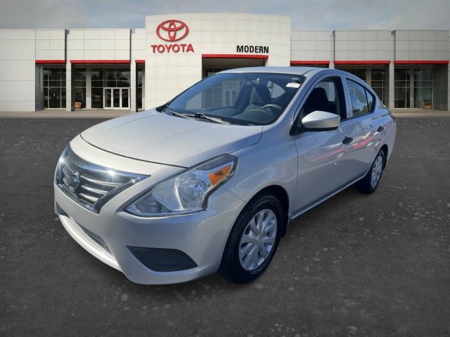2018 Nissan Versa Sedan S Plus