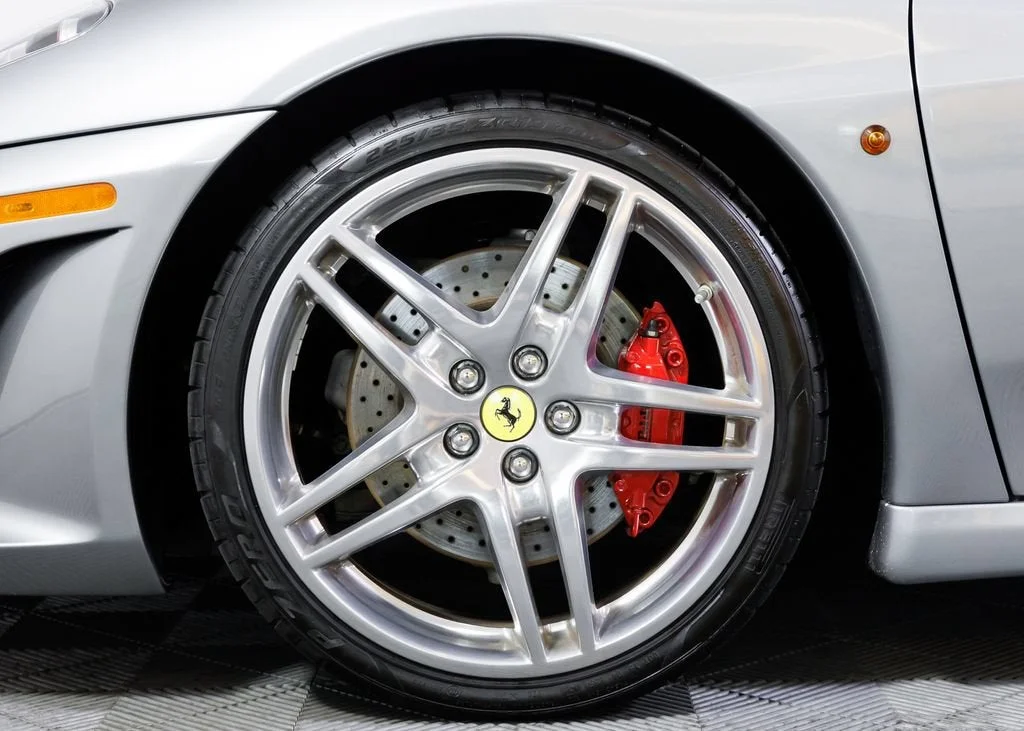 Used 2006 Grigio Titanio Metall Ferrari Spider OEM Manual image 9