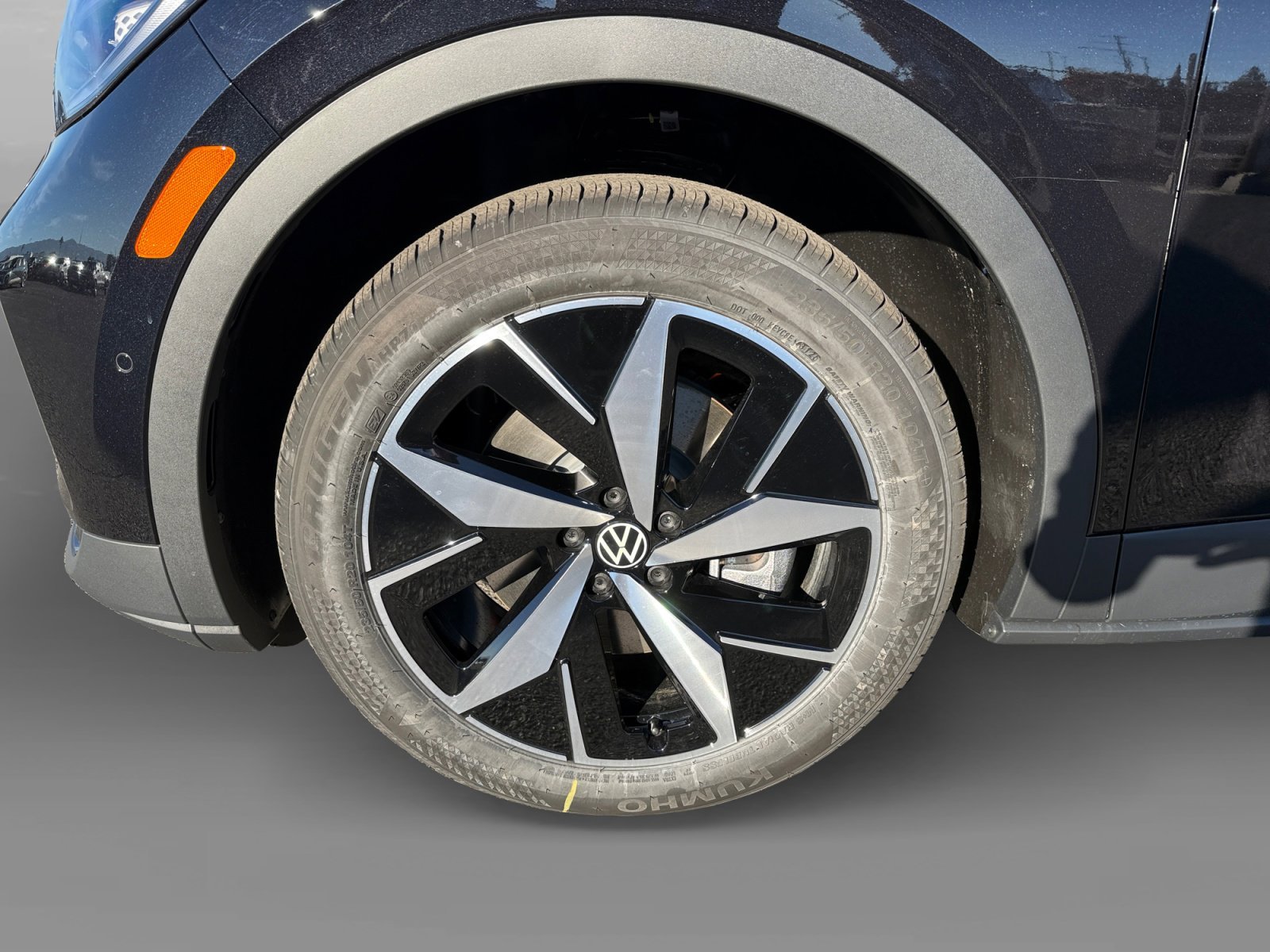 New 2026 Black Pearl Volkswagen Pro S image 9