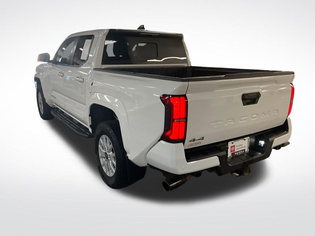 Used 2024 White Toyota SR5 image 3
