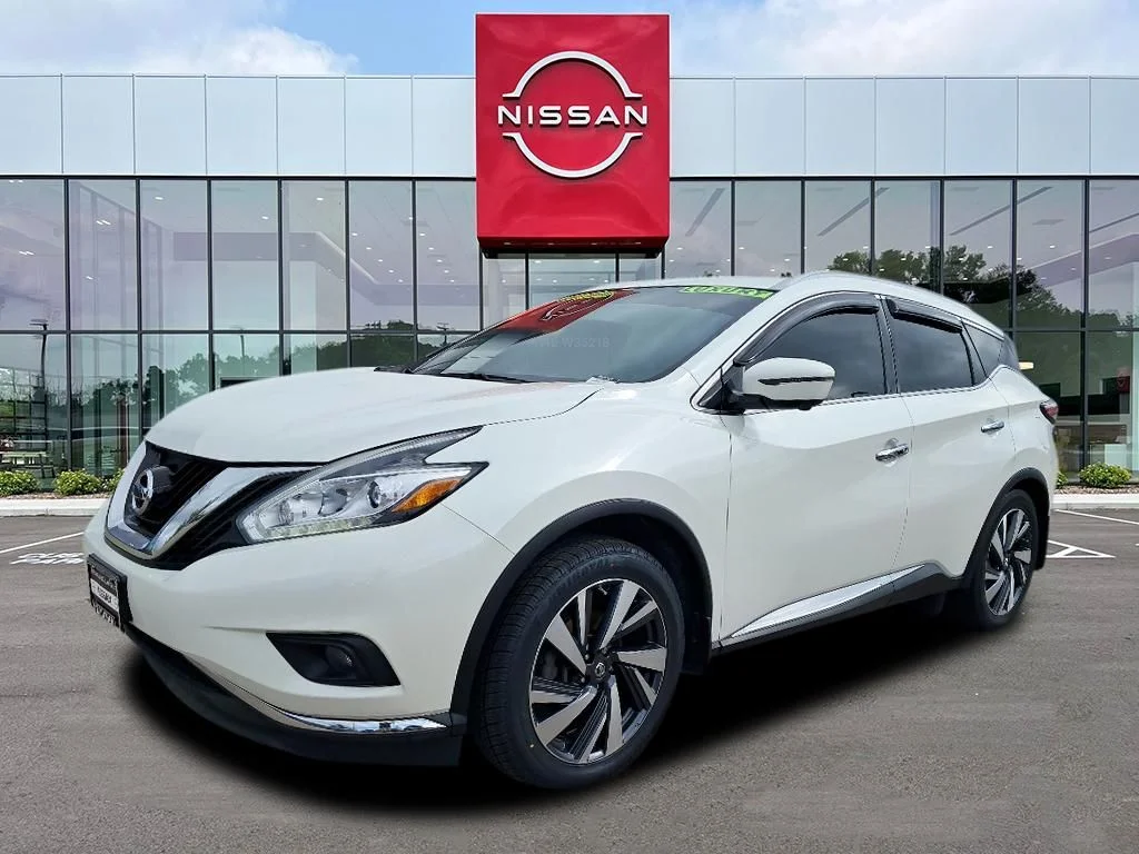 Used 2018 Nissan Murano Platinum with VIN 5N1AZ2MH9JN135953 for sale in Oconomowoc, WI