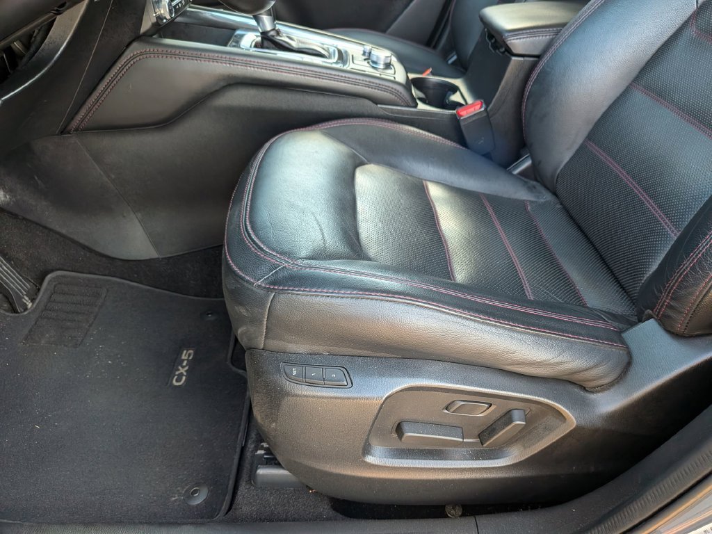 Used 2021 Gray Mazda Carbon Edition Turbo image 17