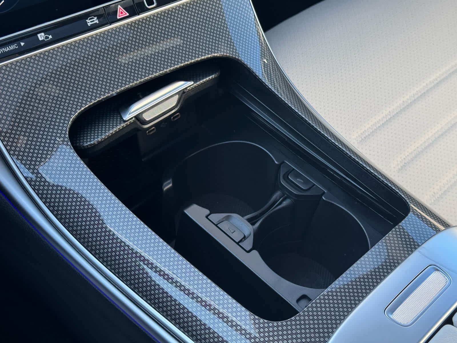 2026 Mercedes-Benz C-Class Sedan C 300 - Photo 22
