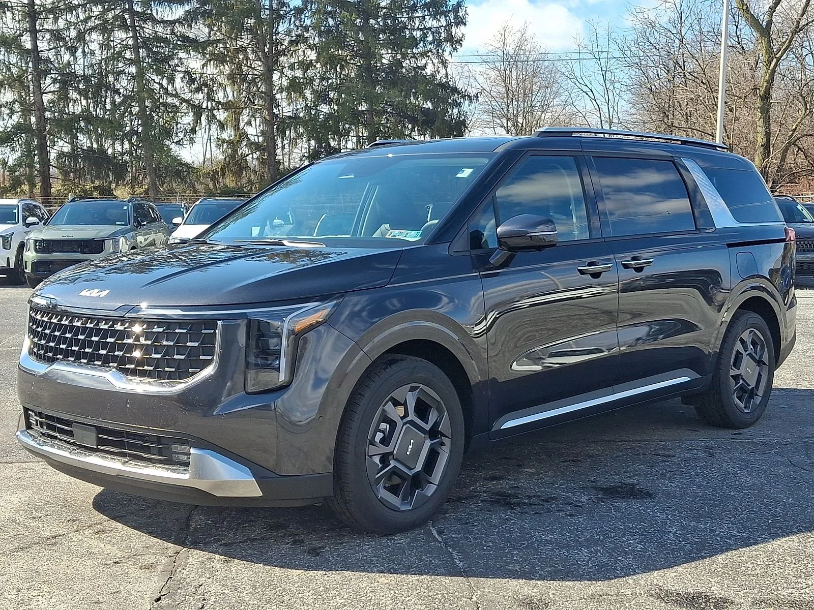 New 2026 Gray Kia SX image 4