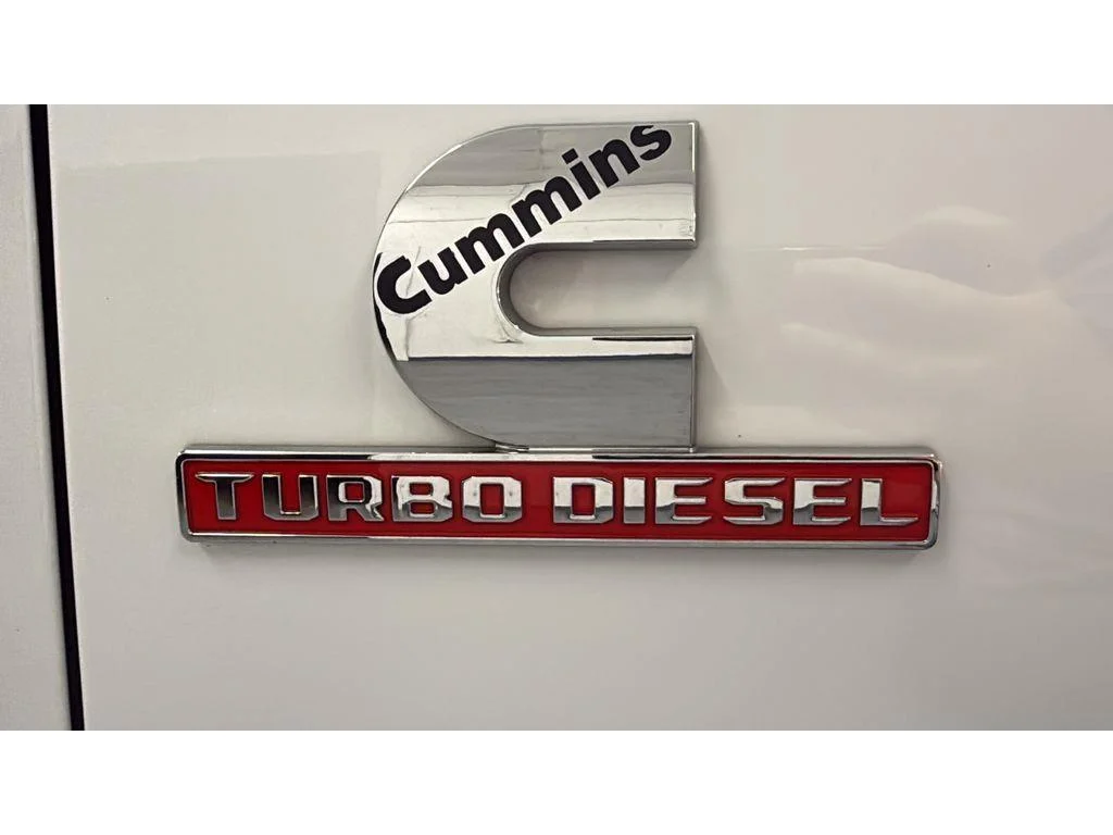 Used 2024 Bright White Clearcoat Ram Big Horn Crew Cab SRW 4x4 6.7L 1 Owner image 3