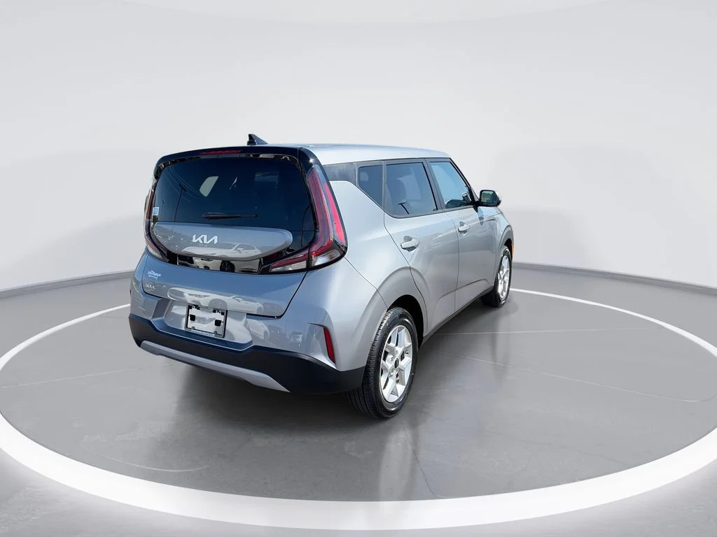Used 2025 Gray Kia LX image 8