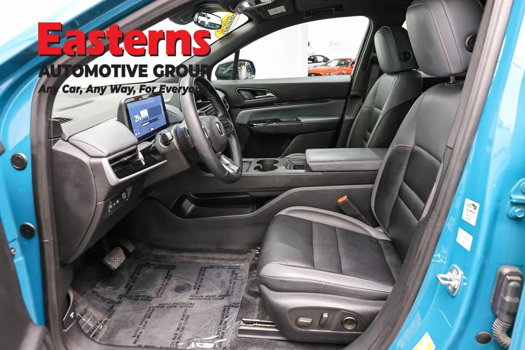 Used 2024 Blue Honda Touring image 15