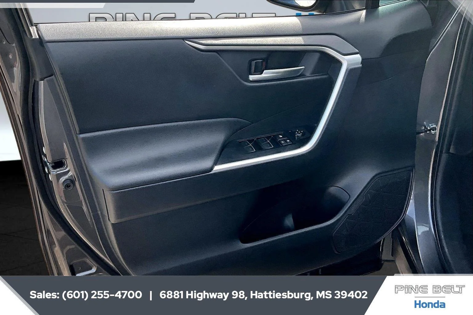 Used 2025 Magnetic Gray Metallic Toyota XLE image 17